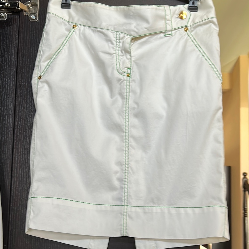 Elegant White with green stitch Skirt size 2